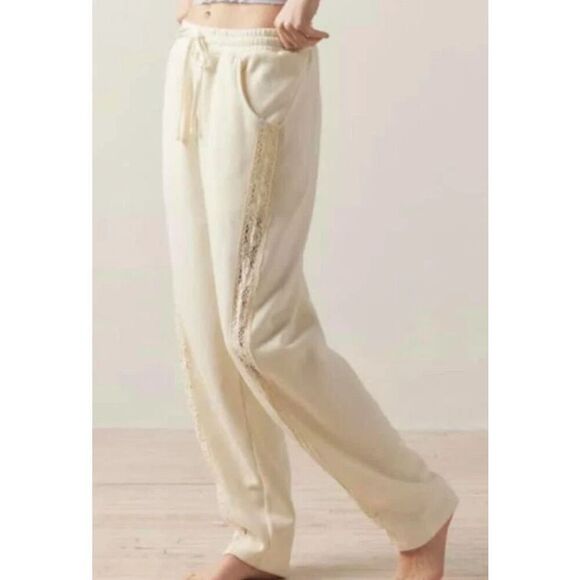 Urban Outfitters Women's Sz M Ivory Out From Under Jayden Lace-Inset Sweatpants - Picture 12 of 13